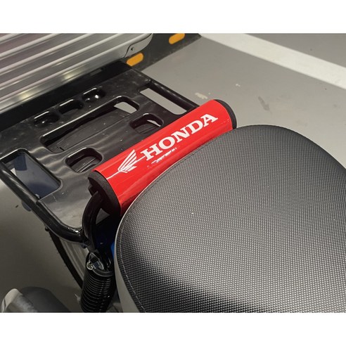 슈퍼커브시트 추천 상품오토바이 슈퍼커브 짐대 리어랙 쿠션 방석 충격흡수 안장 쿠션안장, 2. 혼다 레드 (..., 1개 제품 사진