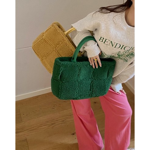 가을과 겨울 플러시 가방 새로운 패션 한국어 휴대용 야채 바구니 가방 틈새 대용량 가방