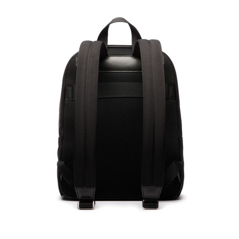 스타일과 실용성을 모두 잡은 발리 매브릭 가죽 백팩