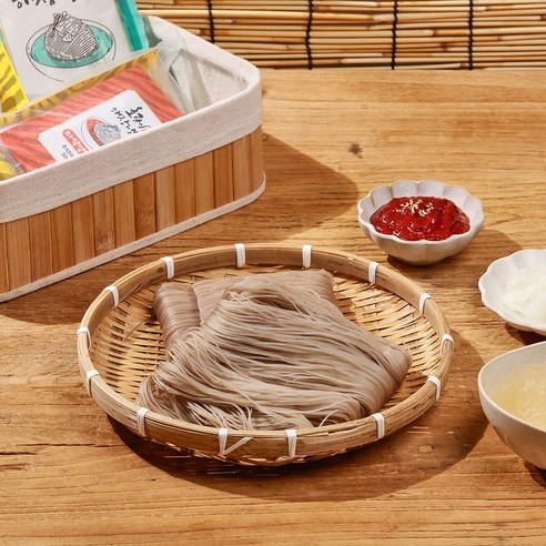 나만의 비법으로 완성하는 시원한 해장냉면