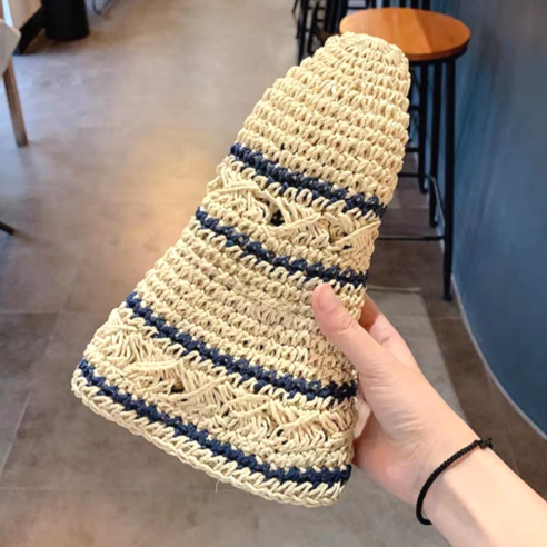 여름 햇살 아래 빛나는 당신을 위한 스타일리시 햇빛 차단!