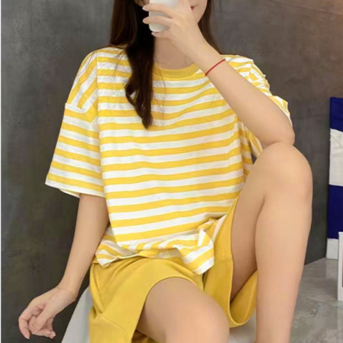 더위는 OUT, 편안함은 IN! 마켓엘리 캡내장 반팔 잠옷으로 꿀잠 예약하세요.