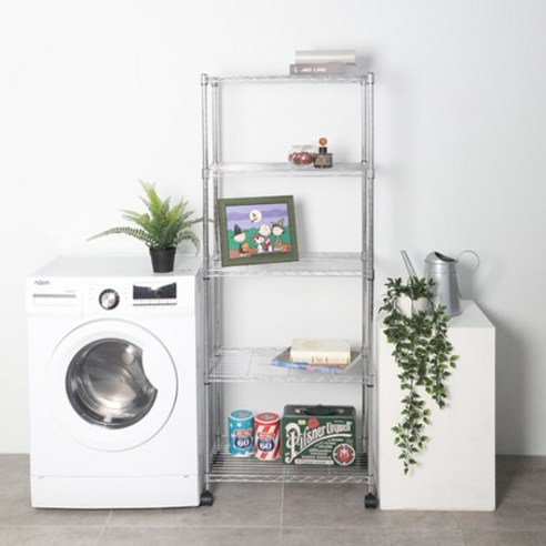 모던하고 다목적적인 철제 선반으로 집안에 정돈과 스타일을 더하세요.