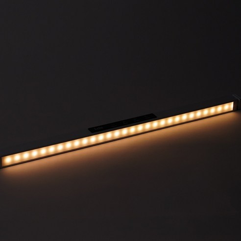 눈에 편안한 밝은 조명을 제공하는 다목적 LED 책상등