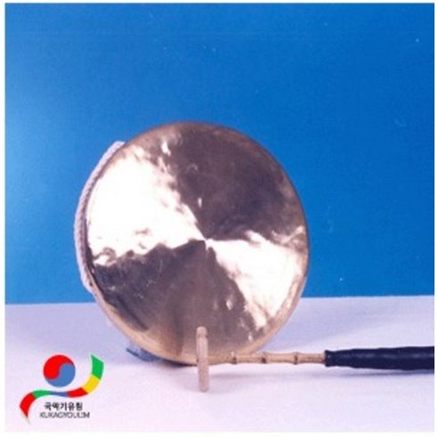 전통의 멜로디를 담은 일반 꽹과리