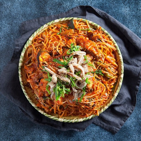 "오늘 저녁, 칼칼하고 푸짐한 아구찜 어때? 3대 맛집의 비법을 집에서!" 똑순이아구찜밀키트