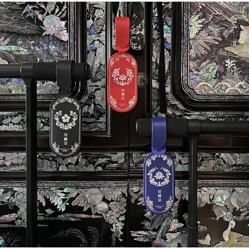 여행의 품격을 더하는 소해산 자개 투명 여권 케이스 & 네임택