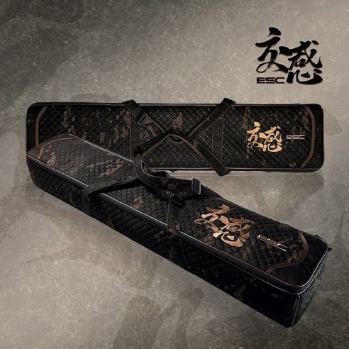 스타일과 실용성을 겸비한 궁극의 주방 필수품, 이스케이프 블랙 카모 짬통 짬낚가방