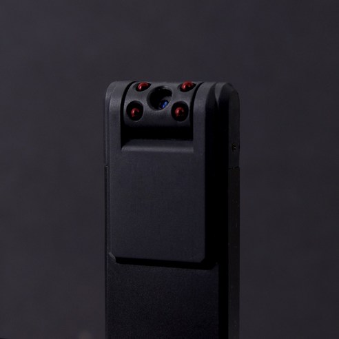 고품질 영상과 넓은 시야각을 제공하는 픽스 무선 블랙박스 바디 액션캠 XAC-302