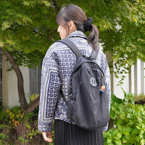 스타일과 실용성을 동시에 갖춘 백팩