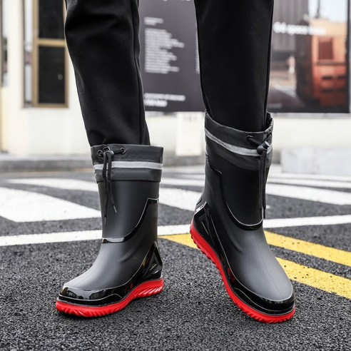 스타일과 안전을 모두 잡은 COCOYOU 남자 레인부츠!