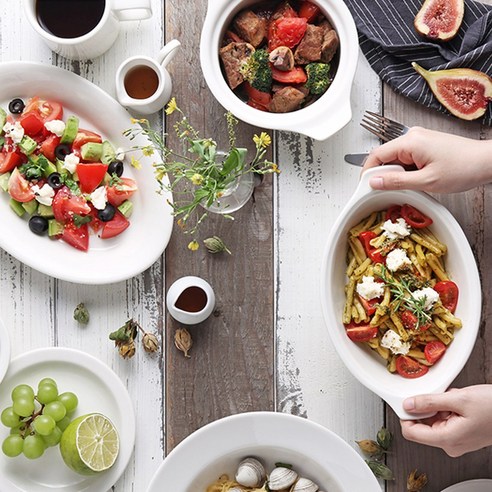 식탁에 내려앉은 깊고 푸른 밤, 시라쿠스 뉴욕 킹스인 미드나잇블루 홈세트