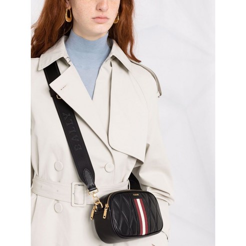 작지만 강하다! 발리 데니 크로스백, 당신의 일상을 빛낼 비밀