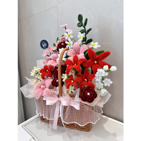 섬세한 수공예품으로 사랑과 감사를 표현하는 모루문 모루꽃 바구니