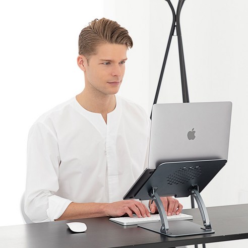 스톤힐 맥북 거치대 CLS 시리즈: 당신의 맥북 경험을 예술로 승화시키다