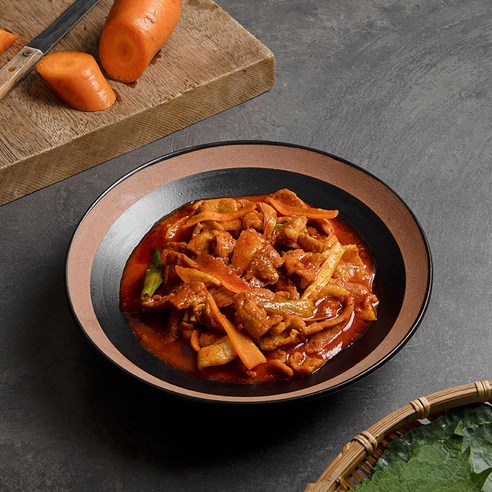 고기파는녀석들의 신선한 냉동 뒷다리살로 맛있고 편리한 쇠고기 요리를 즐기세요.