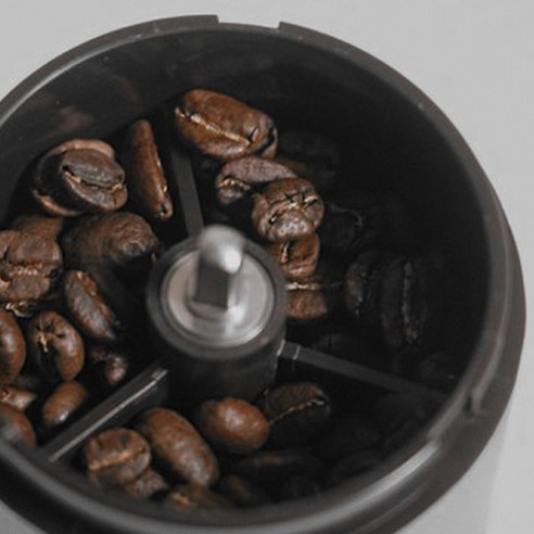 휴대성과 편리함을 겸비한 커피 애호가 필수품