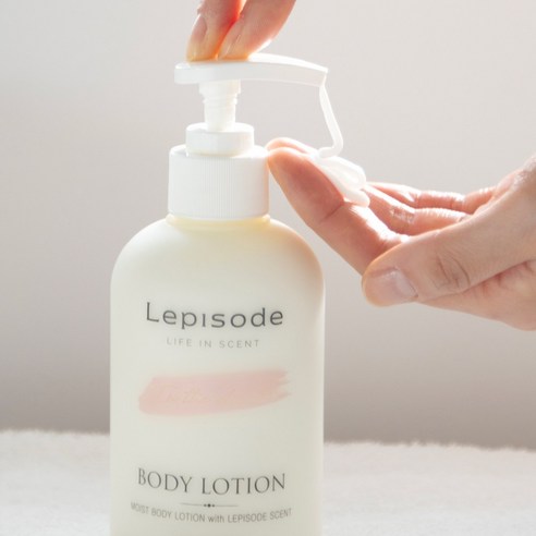 향기로 기억되는 순간, 레피소드 바디로션으로 완성하는 촉촉한 바디케어