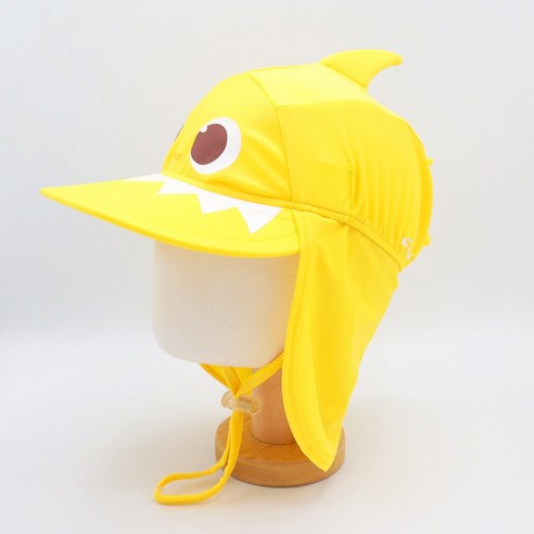 햇살 가득한 여름, 핑크퐁 아기상어 수영모와 함께 안전하고 즐거운 물놀이!