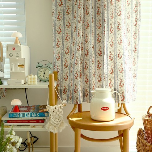 마리엔젤 빈티지 넝쿨장미 가리개커튼: 공간에 스며드는 우아한 향기 빈티지커튼