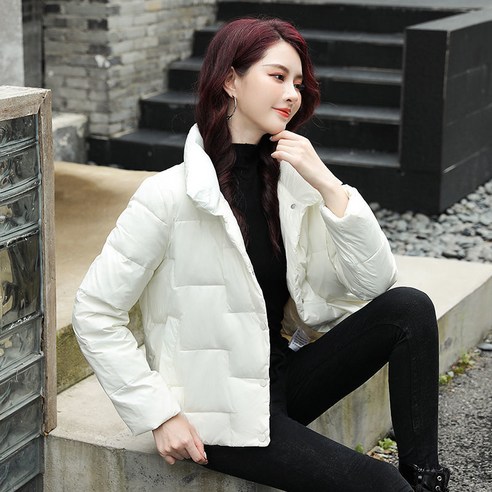 화이트 오리 다운 재킷 여성용 짧은 새로운 간단한 성격 스탠드 칼라 패션 소형 경량 코트