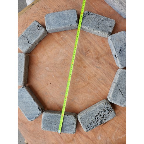 현무암 벽돌로 만드는 나만의 작은 정원