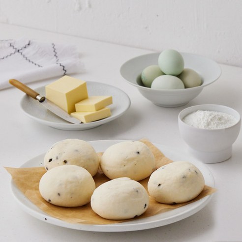 버터의 풍미와 깨의 고소함이 어우러진 마법, 신세계푸드 버터 깨찰빵 생지