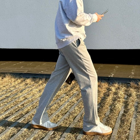 편안함과 스타일을 겸비한 다이나믹피플 코튼 세미 와이드 팬츠 트레이닝 바지