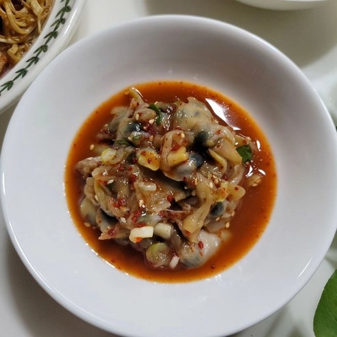 전통의 맛과 영양을 담은 말자상회의 강경 조개젓 바지락 젓갈