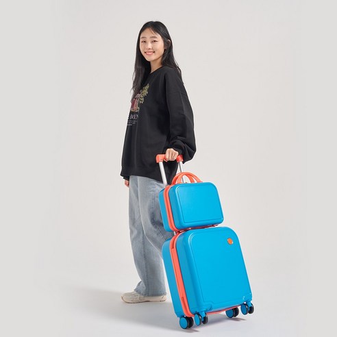 여행의 설렘을 더하는 스타일리시한 동반자, [모던하우스] ON PESPES 캐롯 캐리어