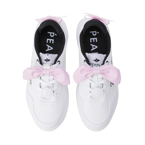 스타일과 기능성을 모두 잡은 파리게이츠 여성 골프화