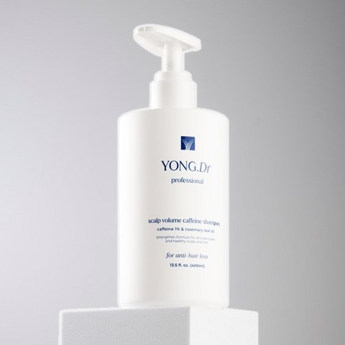 카페인의 힘으로 되찾는 풍성함, 용닥터몰 스칼프 볼륨 카페인 샴푸