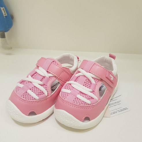 땀 걱정 없이 시원하게, 아가방 여름 유아 운동화!