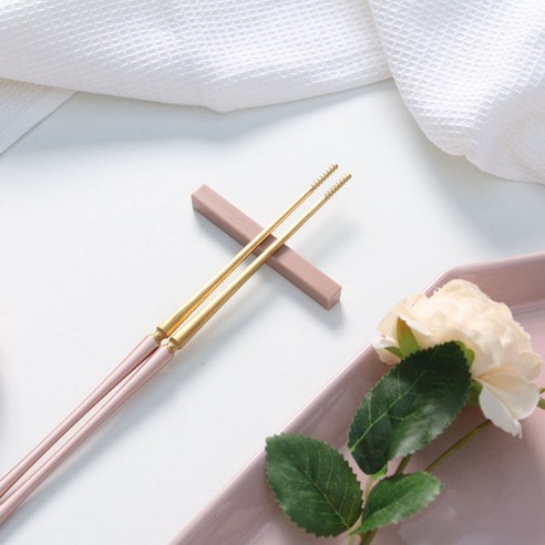 섬세한 식탁을 위한 달콤한 선택, 꼬앙뜨로 아벨라 실리콘 파스텔 수저받침