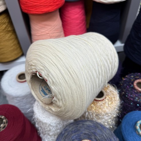 승희니트 콘사로 완성하는 자유로운 뜨개 생활