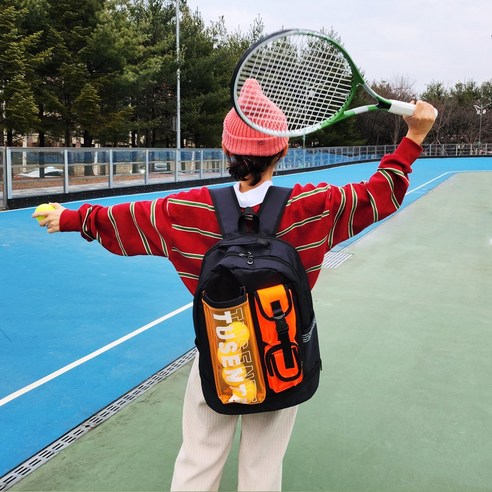 편안하고 내구성 있는 딴지트 테니스백팩 배드민턴 라켓가방으로 스포츠 장비를 스타일리시하게 운반하세요.