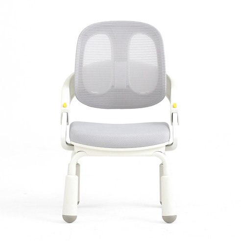 꿈을 키우는 공간, 라베스토 집중력 어린이 의자 CC11과 함께