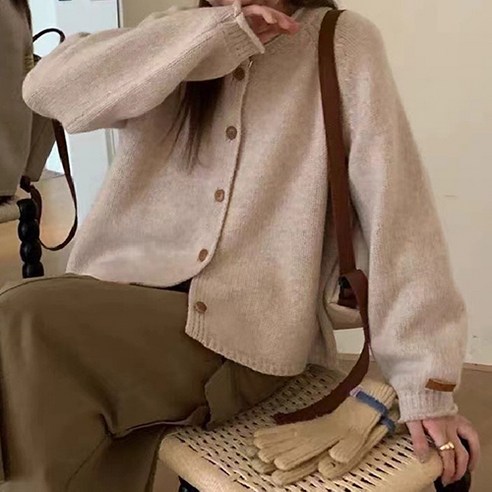 데일로엔 여성 라운드 니트 가디건