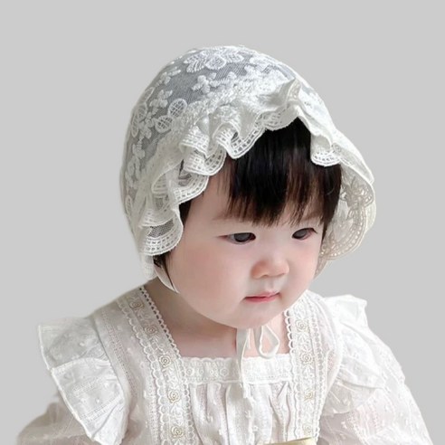 사랑스러움과 편안함을 겸비한 완벽한 유아동 레이스 보넷