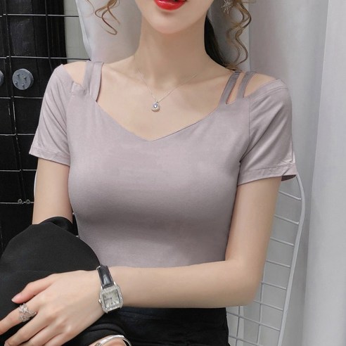 여름을 위한 시원한 반팔 무지 티
