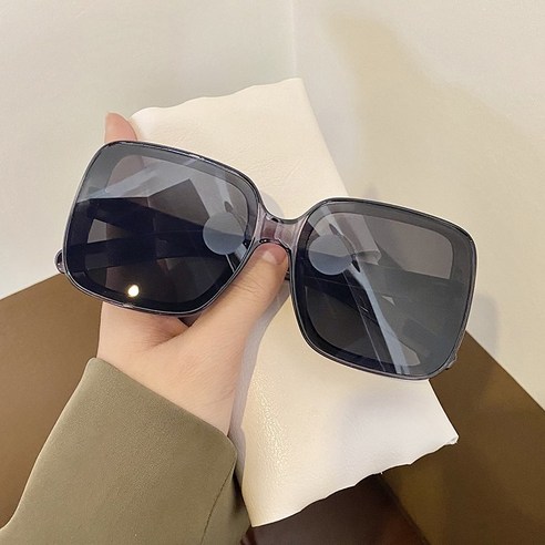 새로운 대형 프레임 사각형 평면 선글라스 여성 패션 라운드 얼굴 조커 커플 선글라스 UV 보호