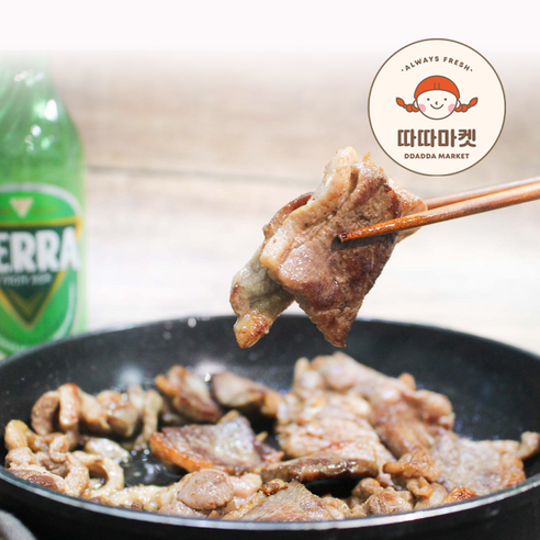 국내산 생 오리로스로 특별한 캠핑 음식을 즐기세요.