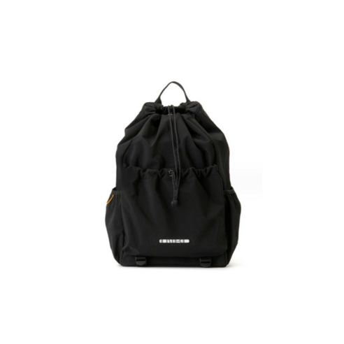 스포츠와 일상에서 빛나는 기능성 가방