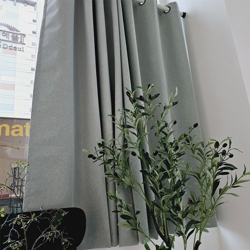 완벽한 암막커튼으로 편안한 공간을 만들어 보세요