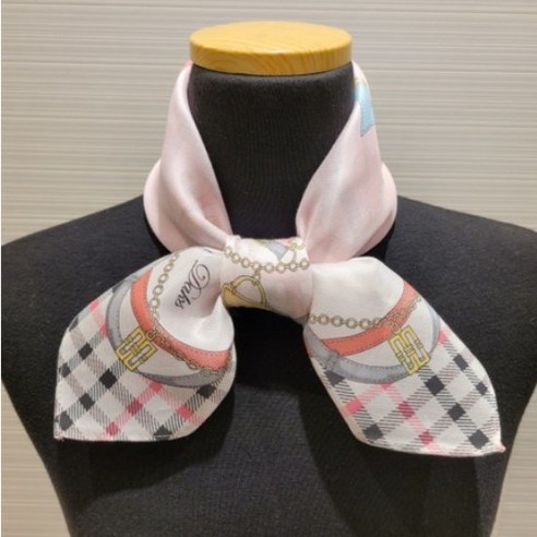 섬세한 아름다움을 담은 선물, 닥스 여성 실크 스카프 닥스실크스카프