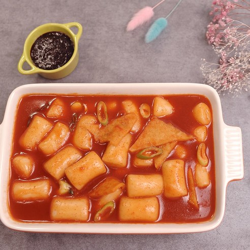 쫄깃함이 선사하는 행복, 참미소 몽떡으로 완성하는 떡볶이의 향연