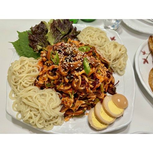 입안 가득 펼쳐지는 맛의 향연, 통큰수산 오징어 무침회 밀키트 탐험기 오징어무침회