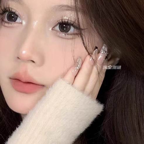 셀프 속눈썹 연장의 비결, 대용량 인조 가닥 속눈썹