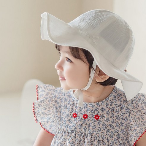 강렬한 햇살에도 안전하고 스타일리시하게, 해피프린스 리나 아기 썬햇