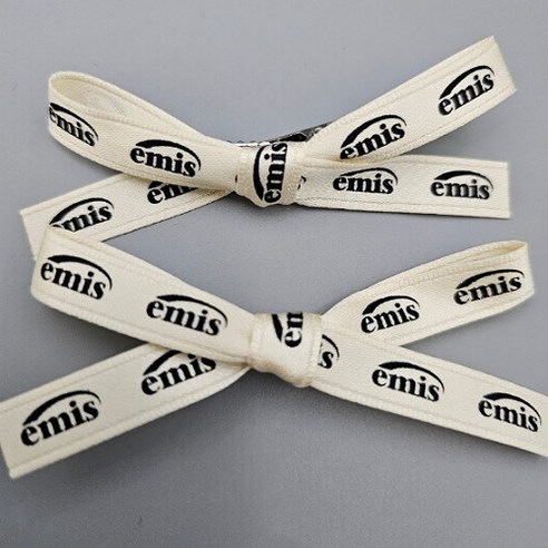 이미스 리본 헤어 클립으로 완성하는 포인트 스타일링